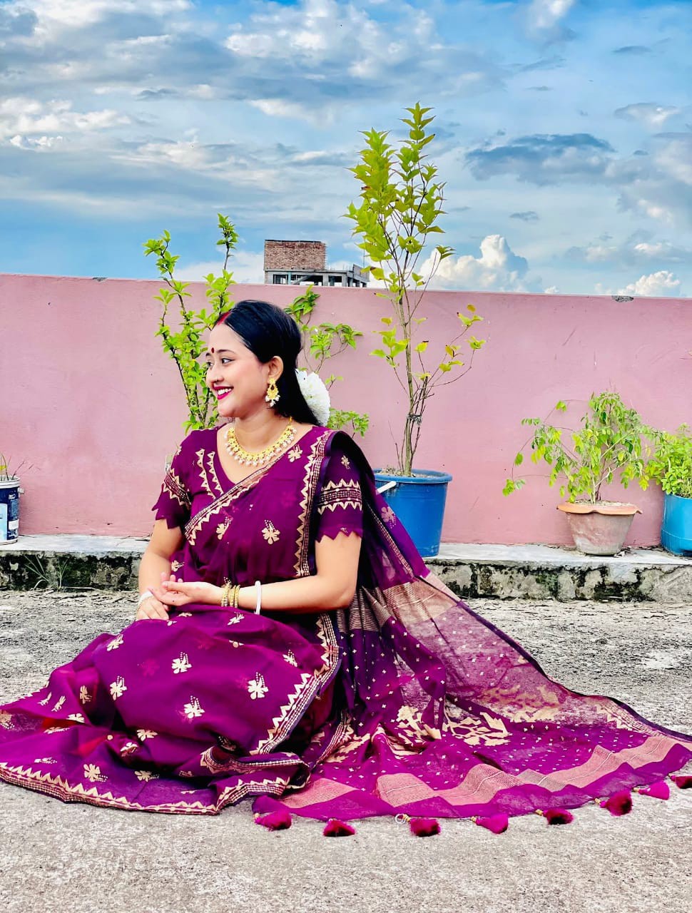Semi Moslin Saree with Blouse Piece