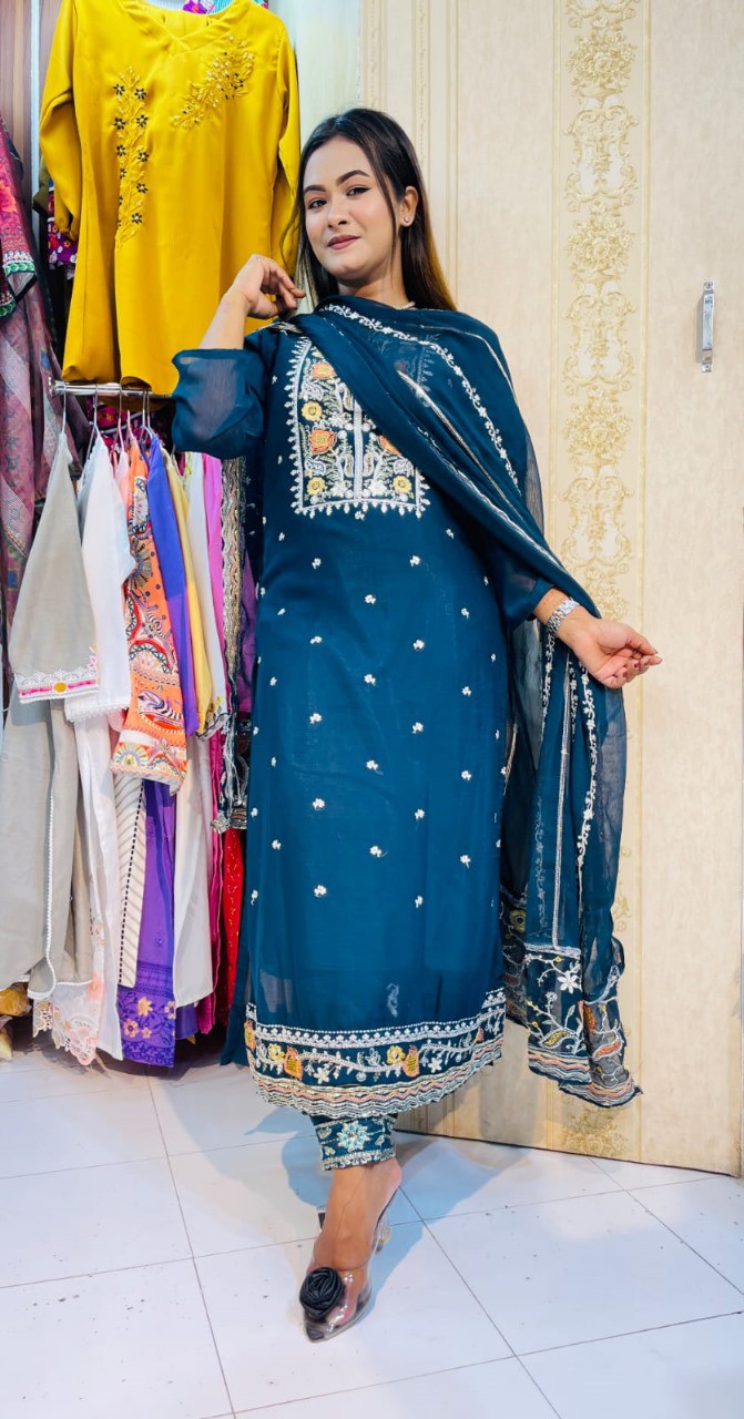 Georgette Embroidery Three Piece (8)