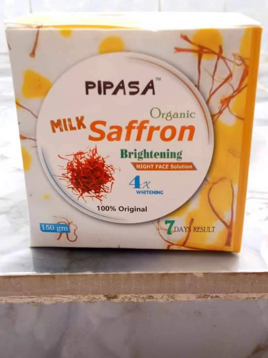 Pipasa Organic Milk Saffron Whitening Night Face Solution Face Pack 150g