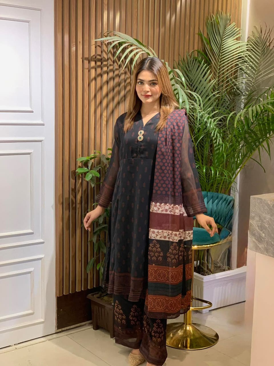 Jorjet Elegant Blossom Three Piece