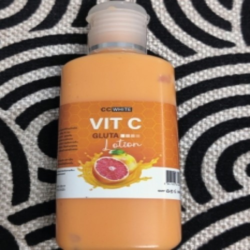 C C White Vit C Gluta Lotion