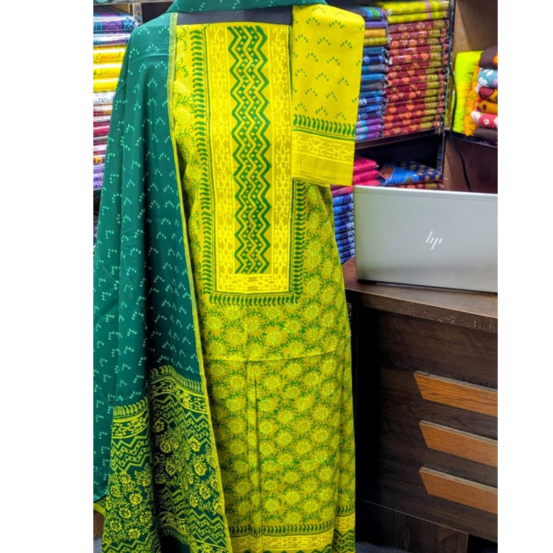 New Exclushive Collection High Qualitiey Cotton Printed Three Piece-(18)