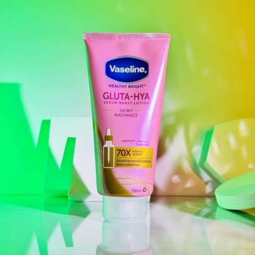 Vaseline - Gluta-Hya Burst Serum Dewy Glow Lotion with Niacinamide - 290ml