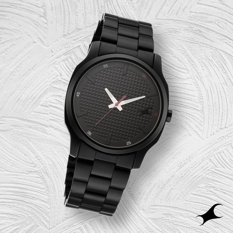 Fastrack NR3255NM01 Stunners Quartz Analog Black Dial Metal Strap Watch