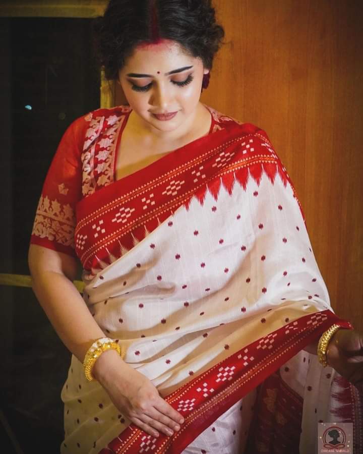 Hit saree with blouse piece