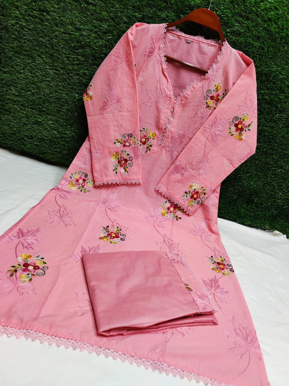 Working on Cotton Two Piece Indian Aari