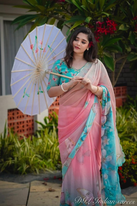 Digital Print saree with blouse piece