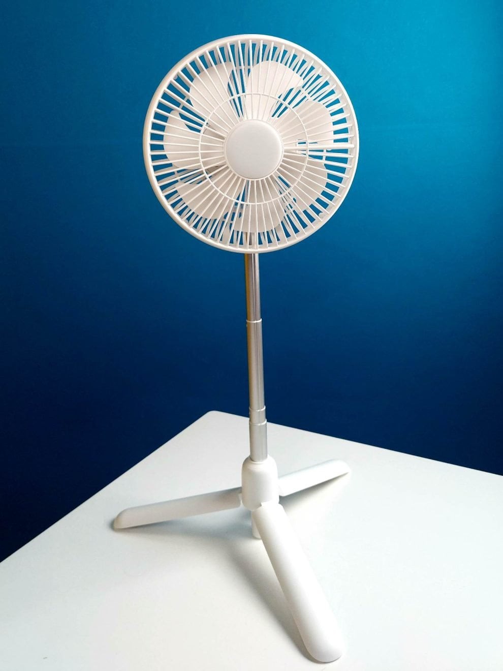 JISULIFE FA37 Rechargeable USB Ceiling Fan with Tripod