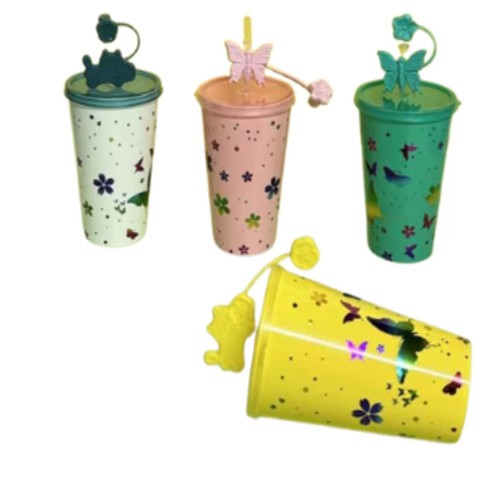 Plastic tumbler with a lid and straw, featuring a floral and butterfly design 700 ml