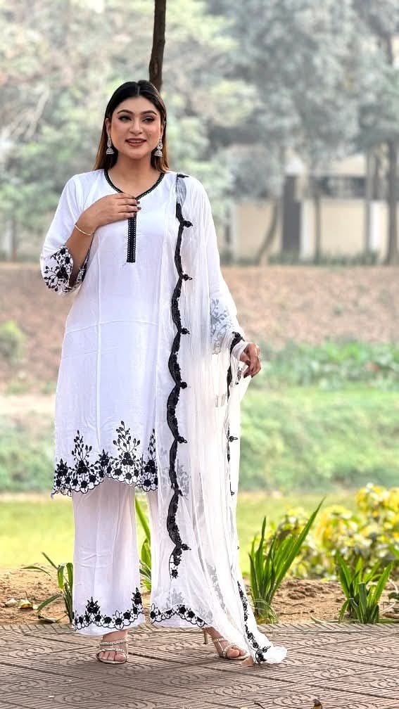 Embroidery Cotton Three Piece (4)