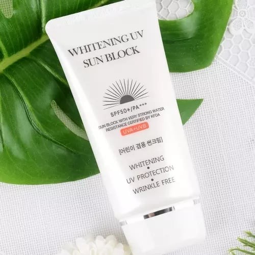 Jigott Whitening UV Sun Block Cream SPF50+ PA+++ 70ml