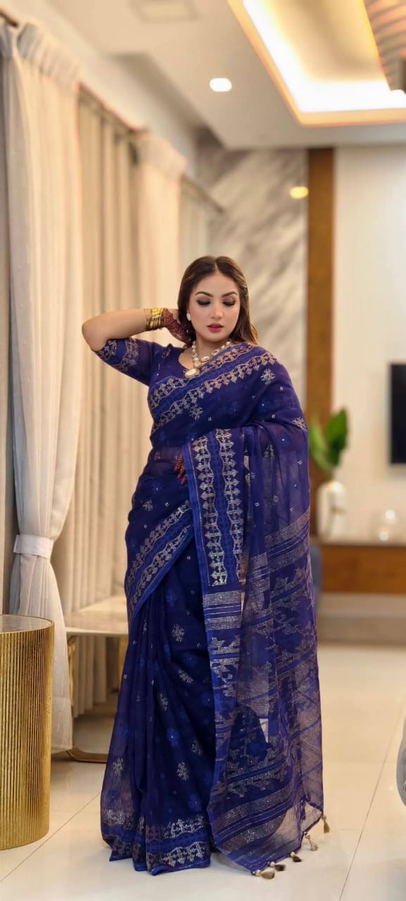 Half silk screen print saree with blouse piece