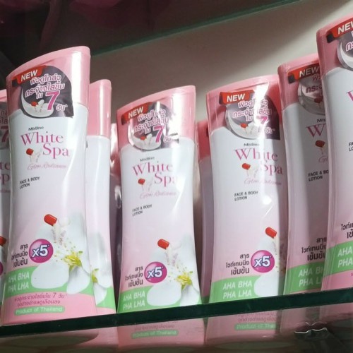 Mistine White Spa Glow Radiance Face & Body Lotion 200ml