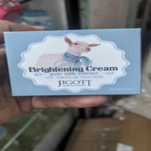 Jigott Goat Milk Brightening Cream