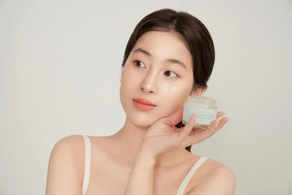 I’m From Vitamin Tree Water Gel 75g, Vitamin C, B3, Vitamin Water 68%, Niacinamide, Cool sensation, Moistuizing, Organic moisturizer | Korea