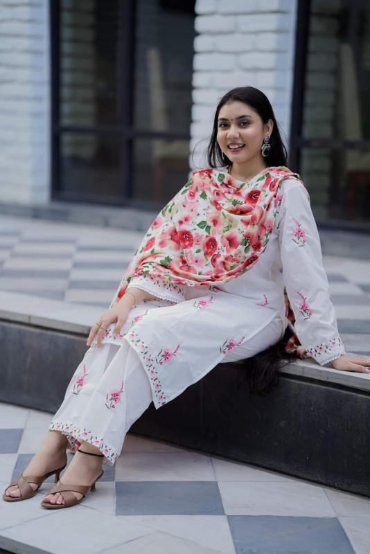 Sadapari three-piece