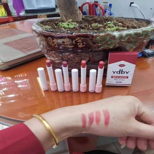 Ydby Cigarette Semi Matte Lipstick