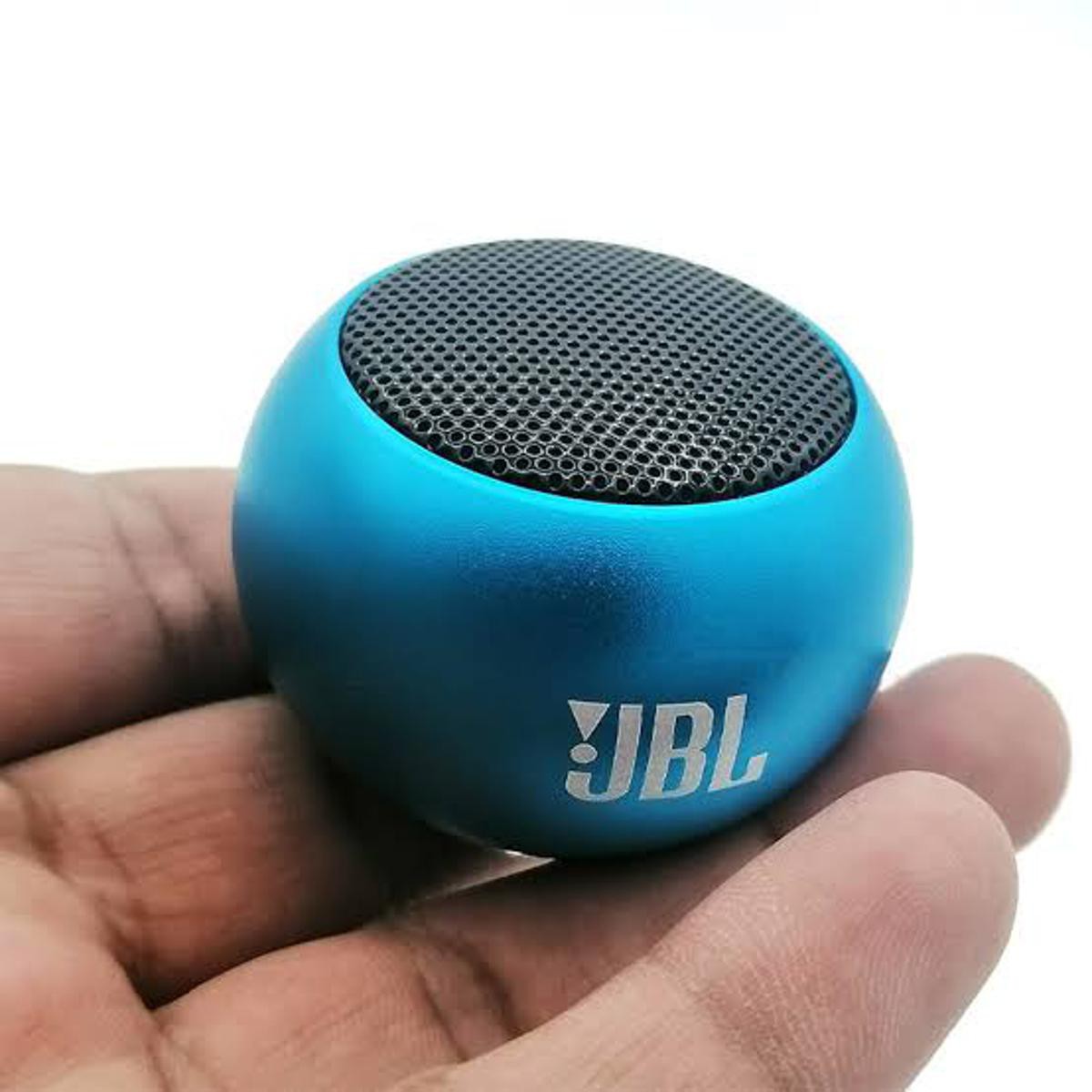 Mini Boost Harmonic Distortion Thunder Beat Sound Portable Wireless 10 W Bluetooth Speaker