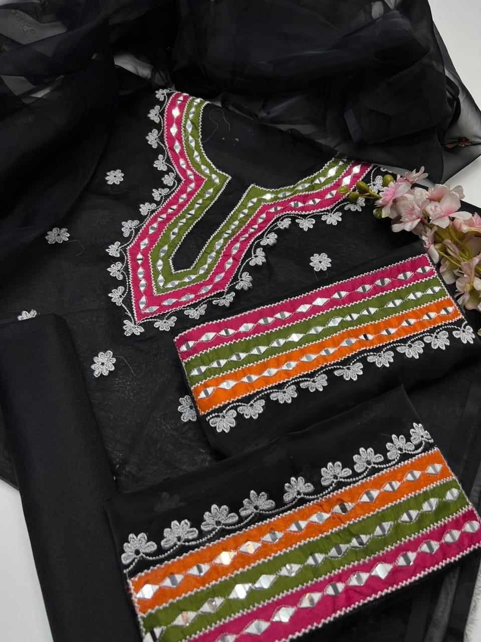 Noorani Georgette Embroidery Suit