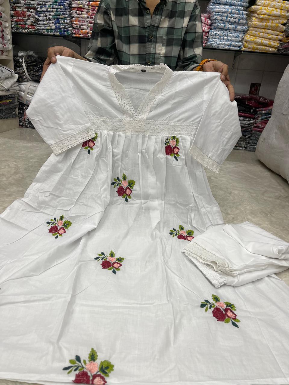 Gown Embroidery 2 piece