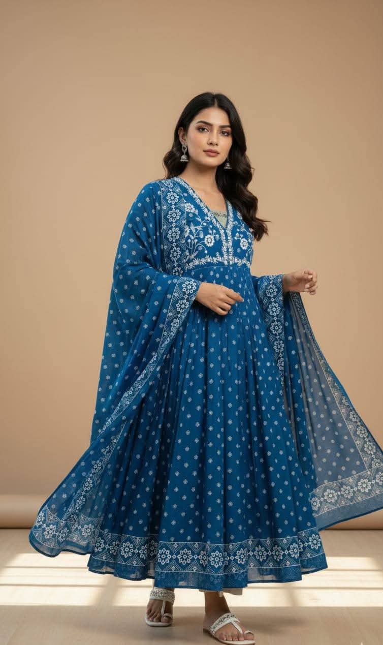 Elegant Nayra Ready Set