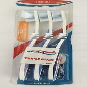 Aquafresh-toothbrush-medium-triple-1