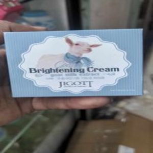 Jigott-Goat-Milk-Brightening-Cream-3