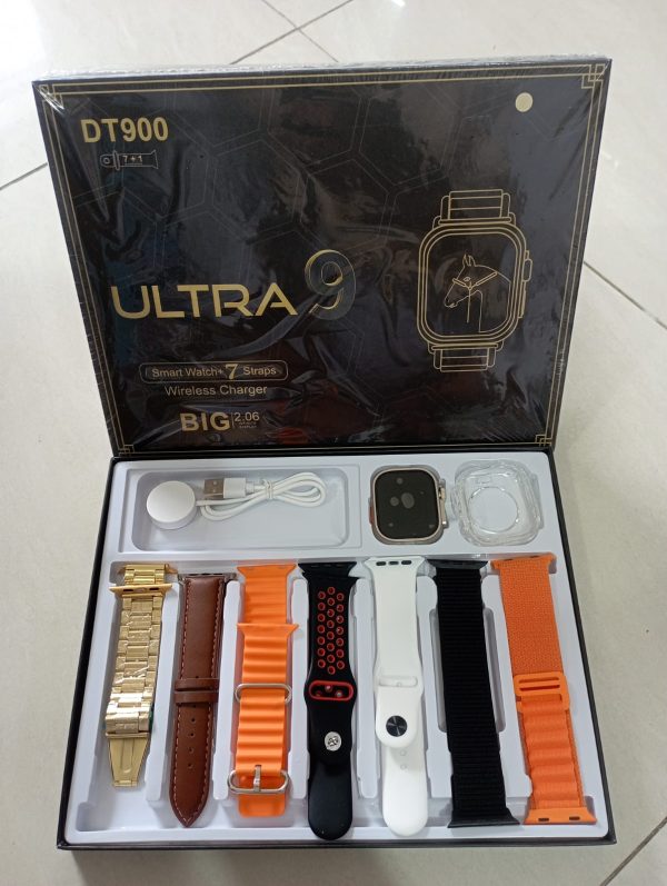 DT-900-Ultra-SmartWatch-With-Free-7-Straps-3