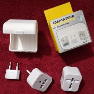 LURICO-International-Travel-Plug-Adapter-Set-1.