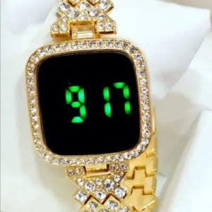 New-Trend-Fashion-Steel-Chain-Diamond-Women-Watch-Full-Diamond-Touch-Screen-LED-Water-Diamond-Bracelet-Watch-Golden-3