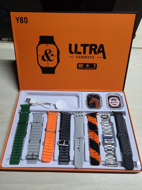 Y80-Ultra-Smartwatch-With-8-Strap-3